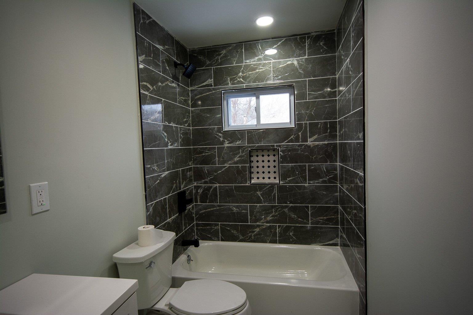39 Lawn Street, Greenlawn, New York image 9