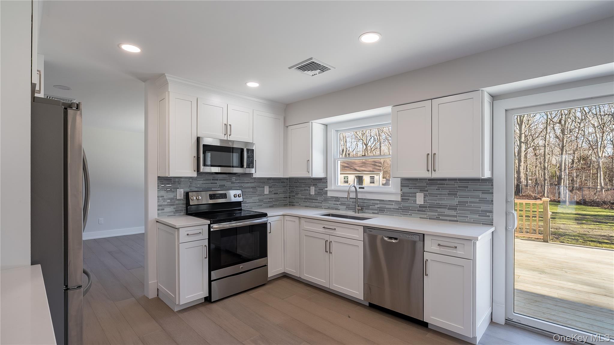 85 Drew Drive - Photo 3