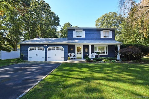 Photo of 10 Artist Lake Boulevard, Middle Island, NY 11953 (MLS # 1066156)