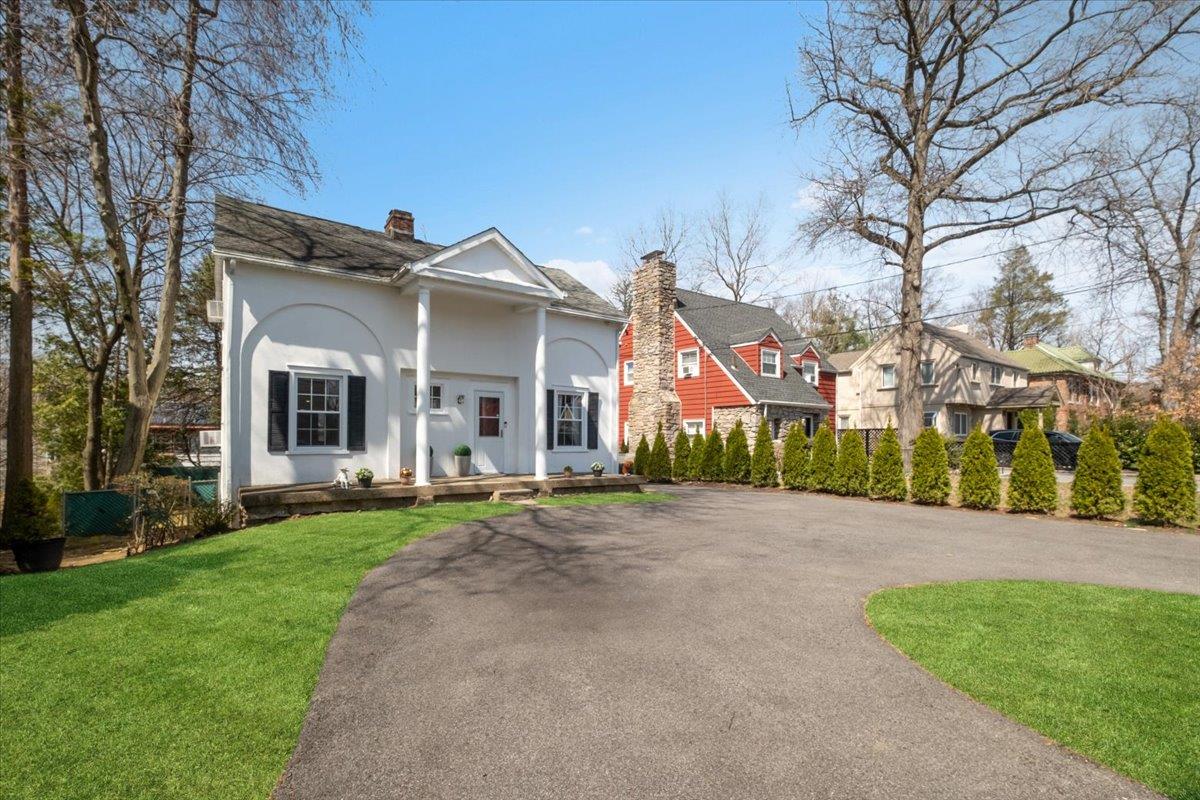 122 Ferndale Road, Scarsdale, Florida image 20