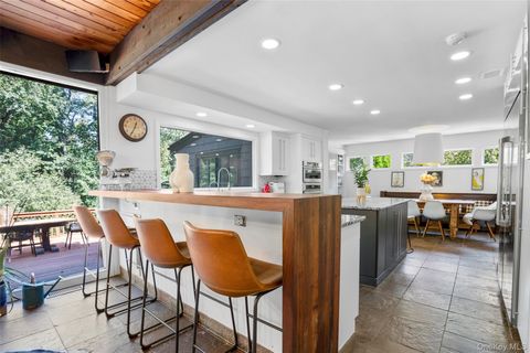 Tiny photo for 14 Leatherstocking Lane, Mamaroneck, NY 10543 (MLS # 906496)