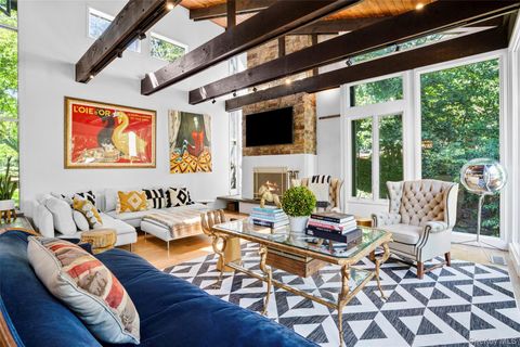 Tiny photo for 14 Leatherstocking Lane, Mamaroneck, NY 10543 (MLS # 906496)