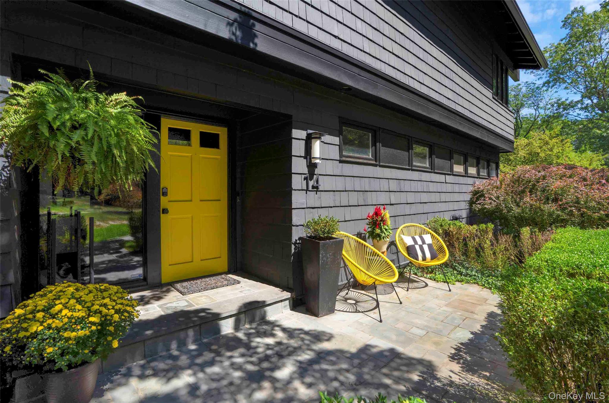 14 Leatherstocking Lane