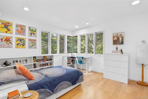 Tiny photo for 14 Leatherstocking Lane, Mamaroneck, NY 10543 (MLS # 906496)