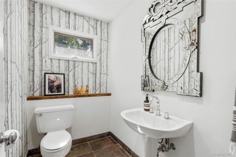 Tiny photo for 14 Leatherstocking Lane, Mamaroneck, NY 10543 (MLS # 906496)