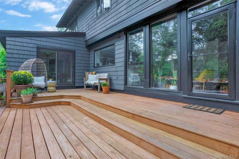 Tiny photo for 14 Leatherstocking Lane, Mamaroneck, NY 10543 (MLS # 906496)