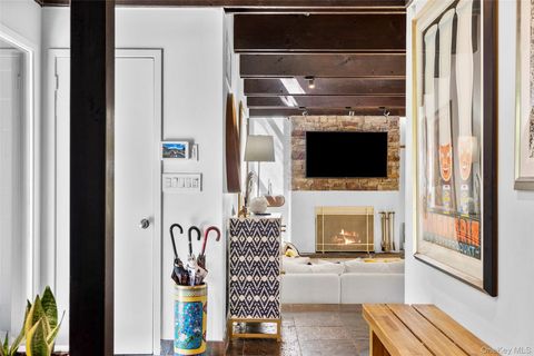 Tiny photo for 14 Leatherstocking Lane, Mamaroneck, NY 10543 (MLS # 906496)