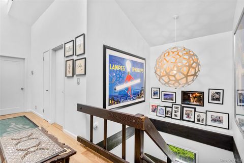 Tiny photo for 14 Leatherstocking Lane, Mamaroneck, NY 10543 (MLS # 906496)