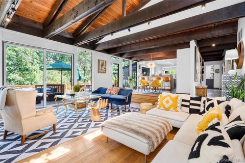 Tiny photo for 14 Leatherstocking Lane, Mamaroneck, NY 10543 (MLS # 906496)