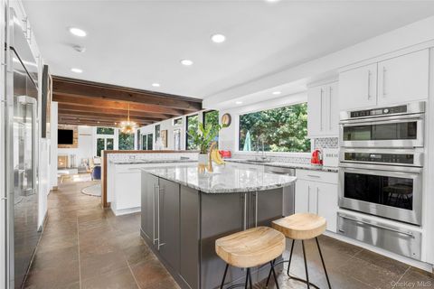 Tiny photo for 14 Leatherstocking Lane, Mamaroneck, NY 10543 (MLS # 906496)