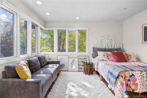 Tiny photo for 14 Leatherstocking Lane, Mamaroneck, NY 10543 (MLS # 906496)