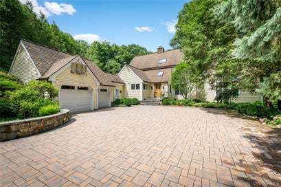 55 Old Logging Road Bedford NY 10506