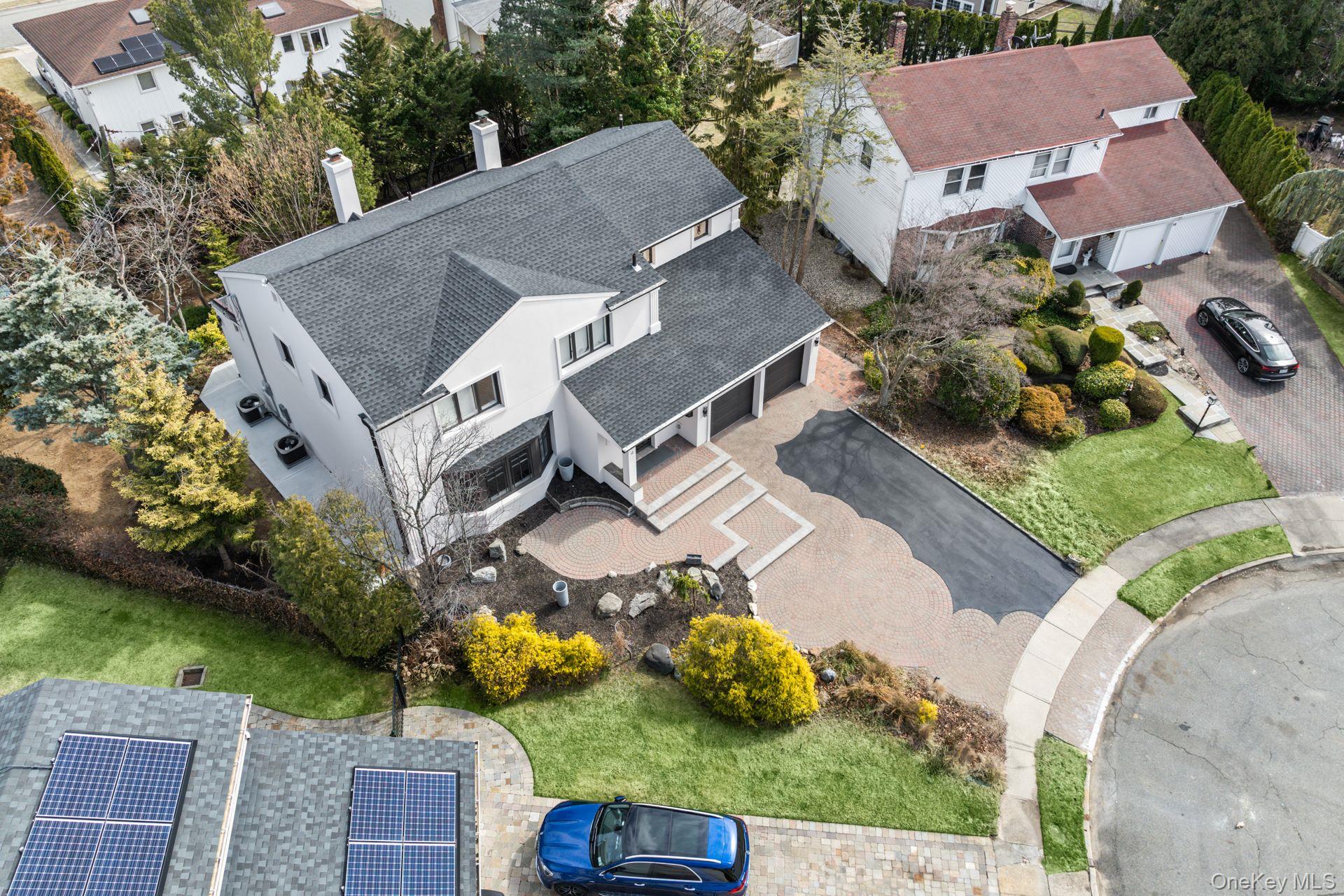 12 Foxhurst Court