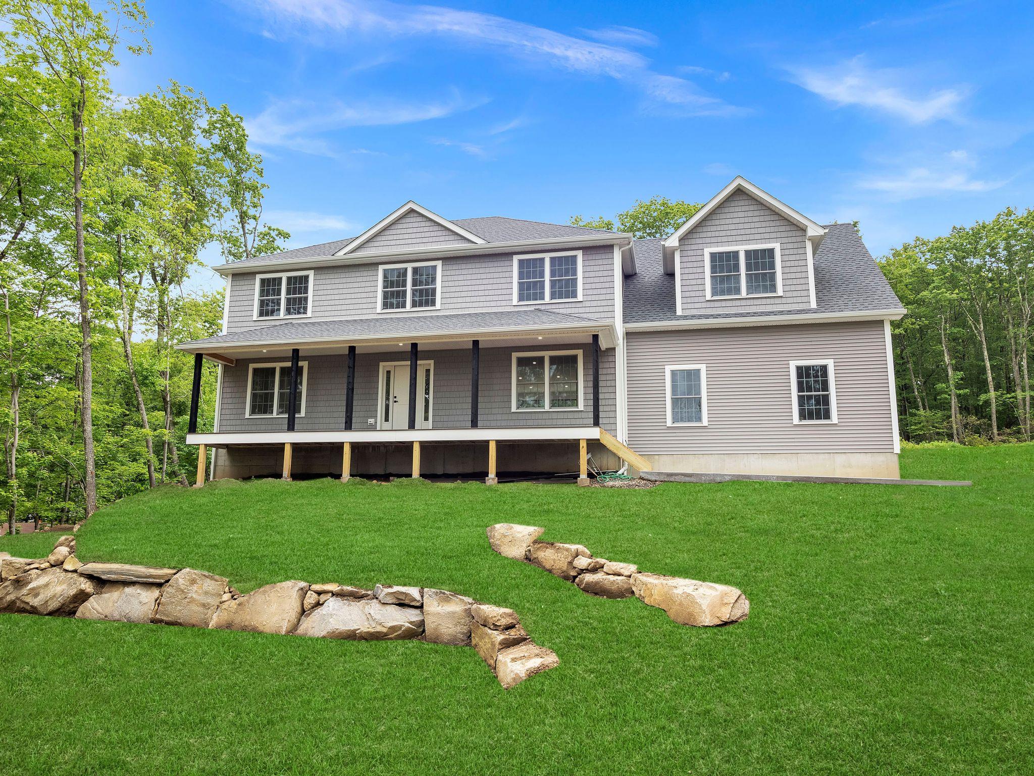 26 Rodina Drive, Pawling, New York image 1