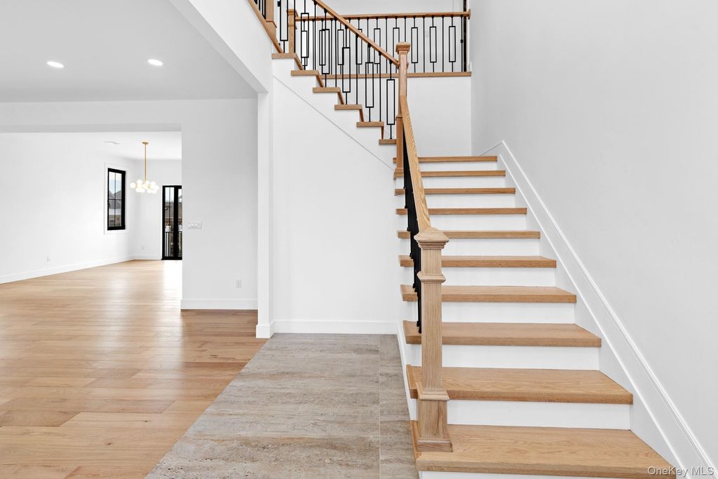 Photo of 24 Midway Street, Babylon, NY 11702 (MLS # 954775)