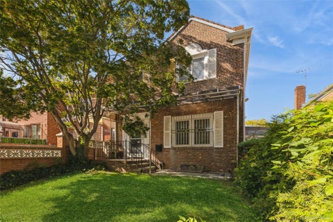 Homes For Rent - 108-41 65th Road<br/> Forest Hills, NY 11375