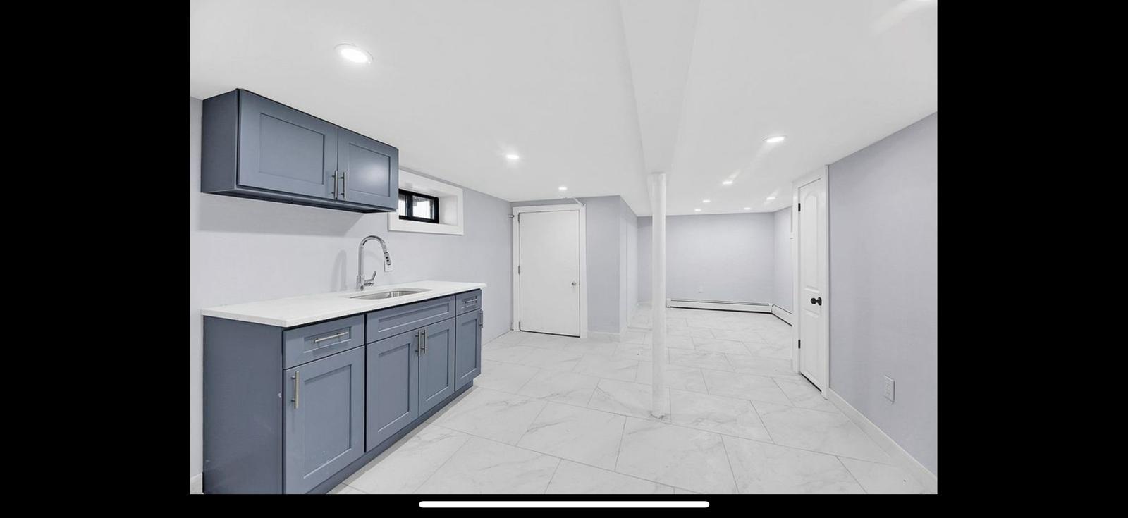 Nashville Blvd Blvd, Springfield Gardens, Queens, NY - 1 Bathrooms  
2 Rooms - 