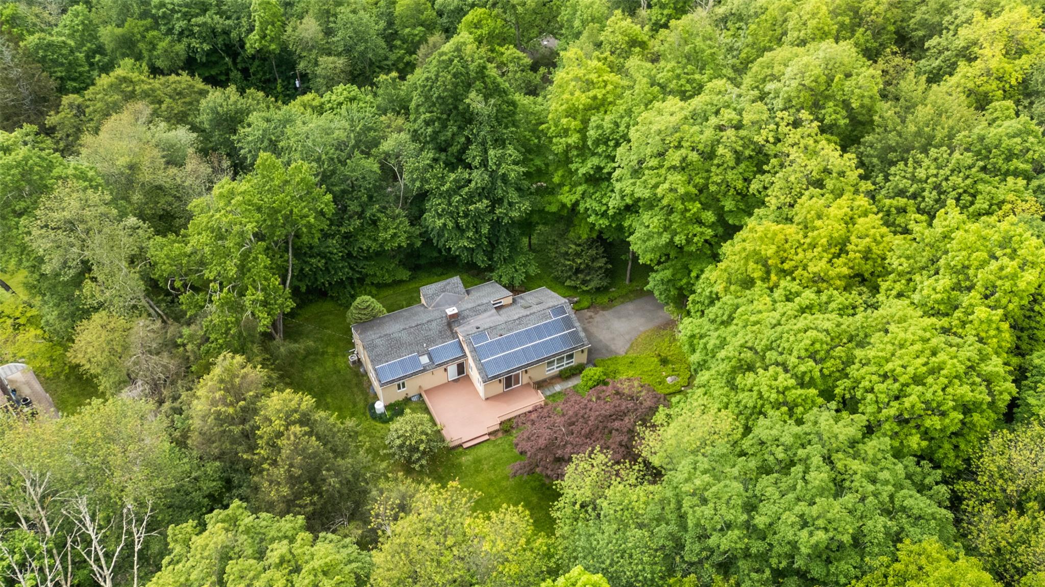 49 Rock Hill Road, Bedford, New York image 28