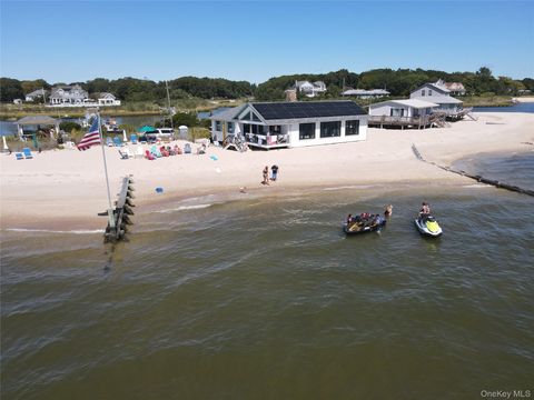 Homes For Rent - 610 Park Avenue<br/> Mattituck, NY 11952