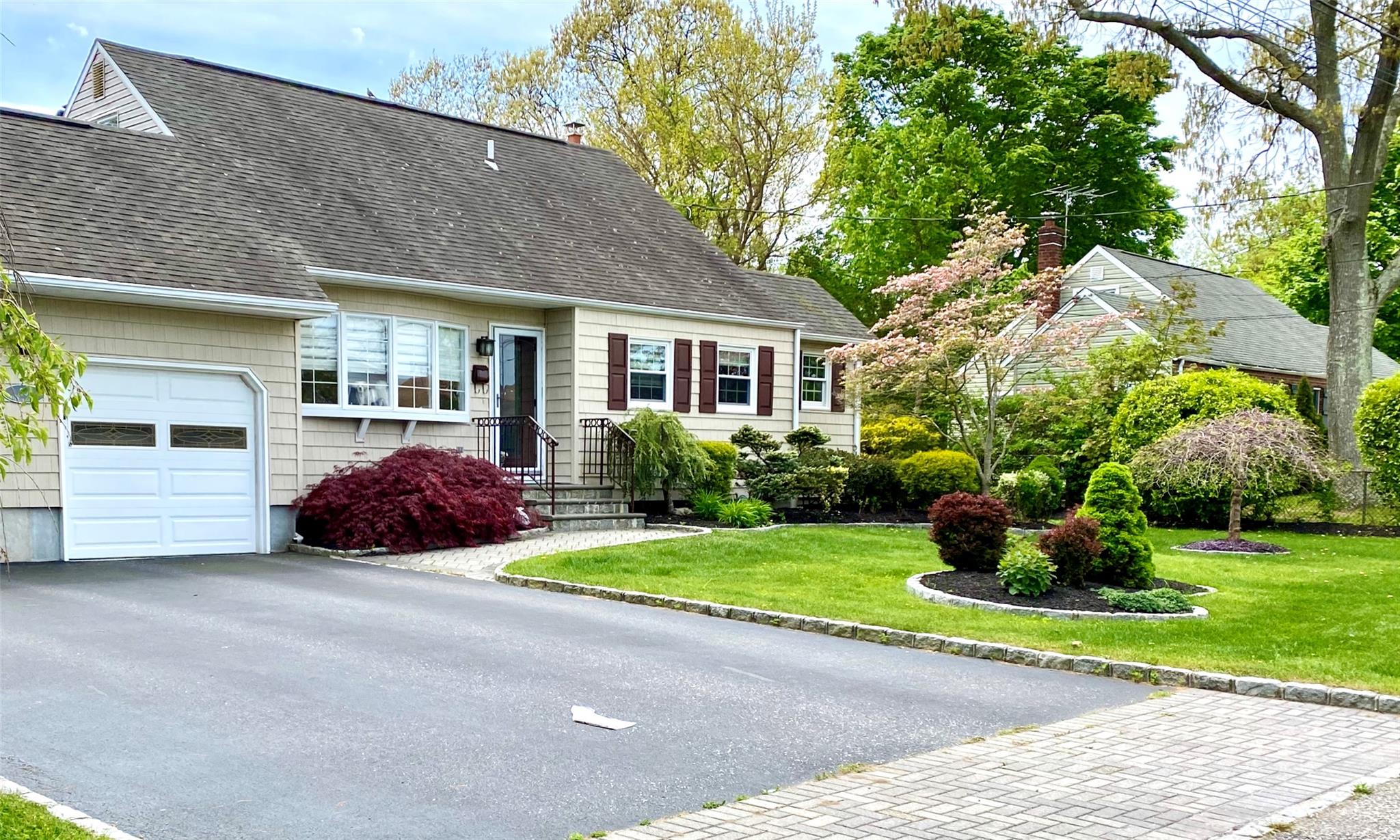 20 Kuebler Street, Blue Point, New York image 2