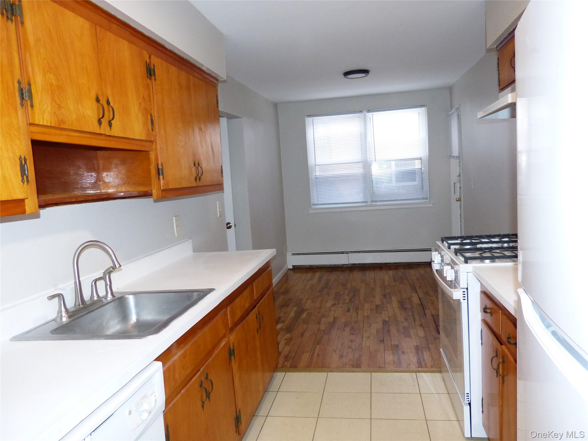 201 Kearsing Parkway D