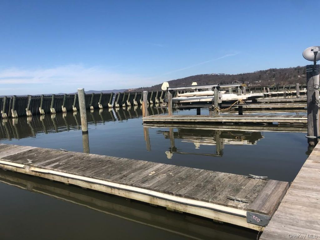 Photo of 9 Hudson Street #C-16, Croton-on-Hudson, NY 10520 (MLS # 994934)