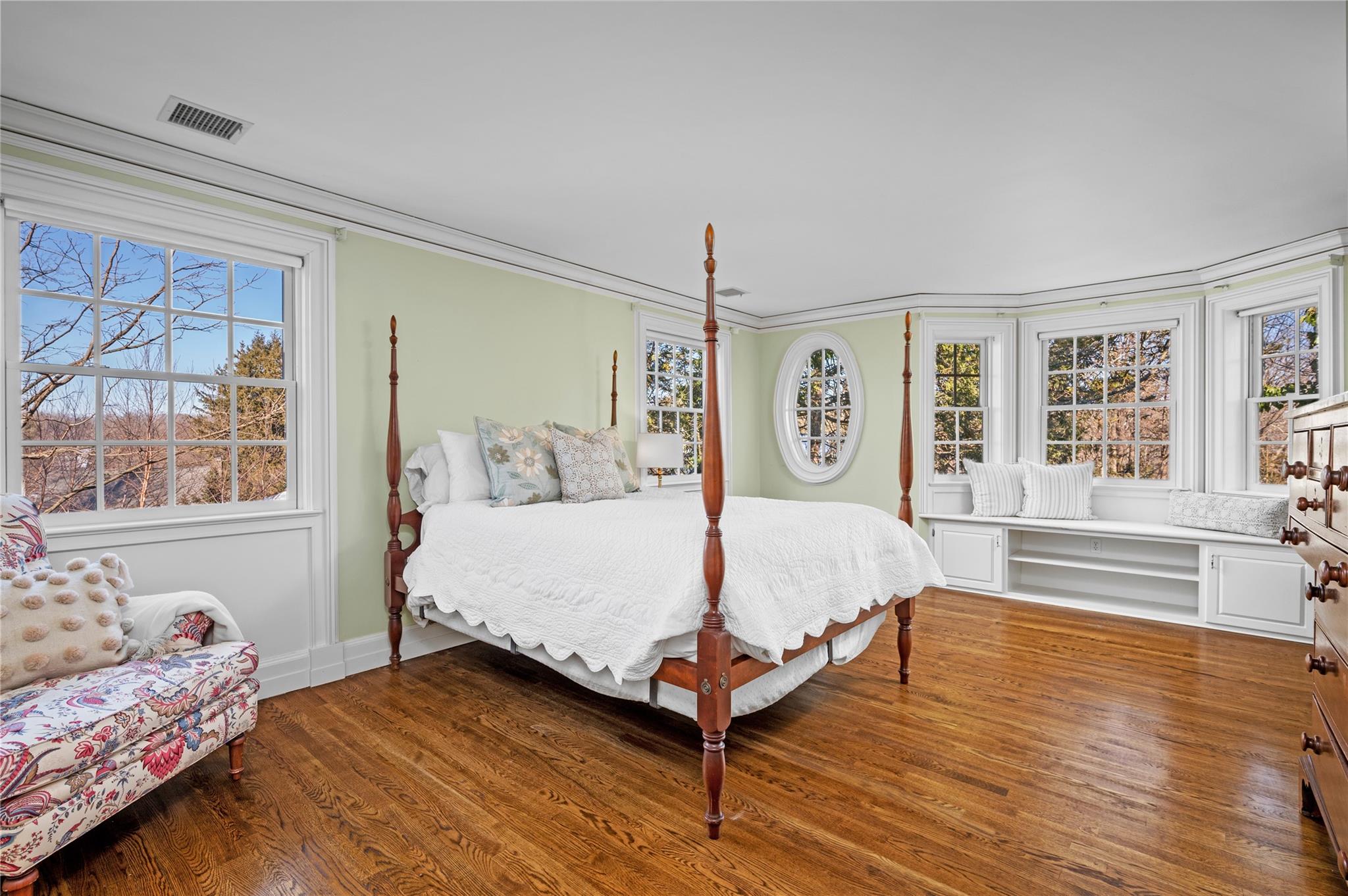 2 Sackett Circle, Larchmont, New York image 22