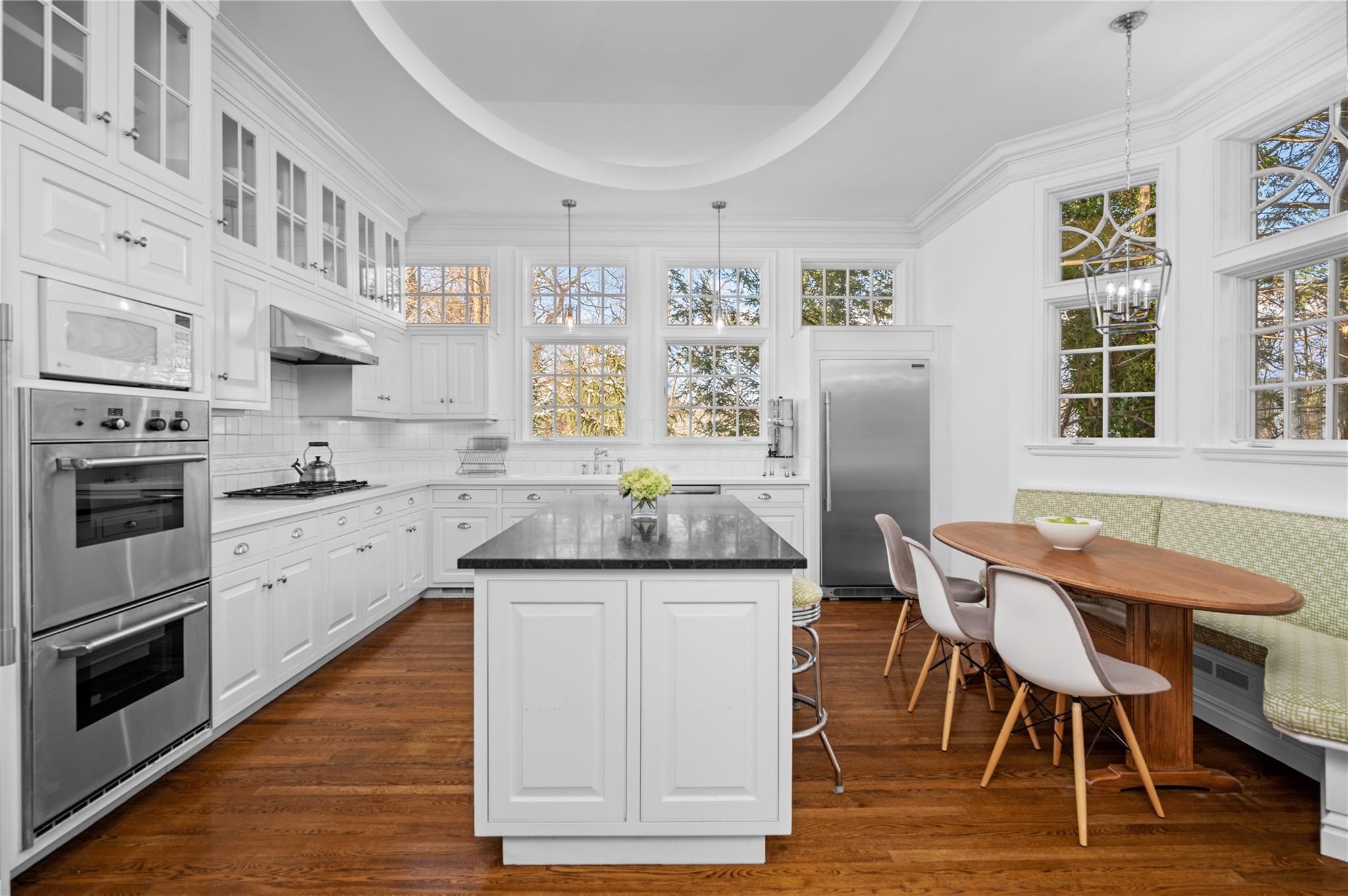 2 Sackett Circle, Larchmont, New York image 6