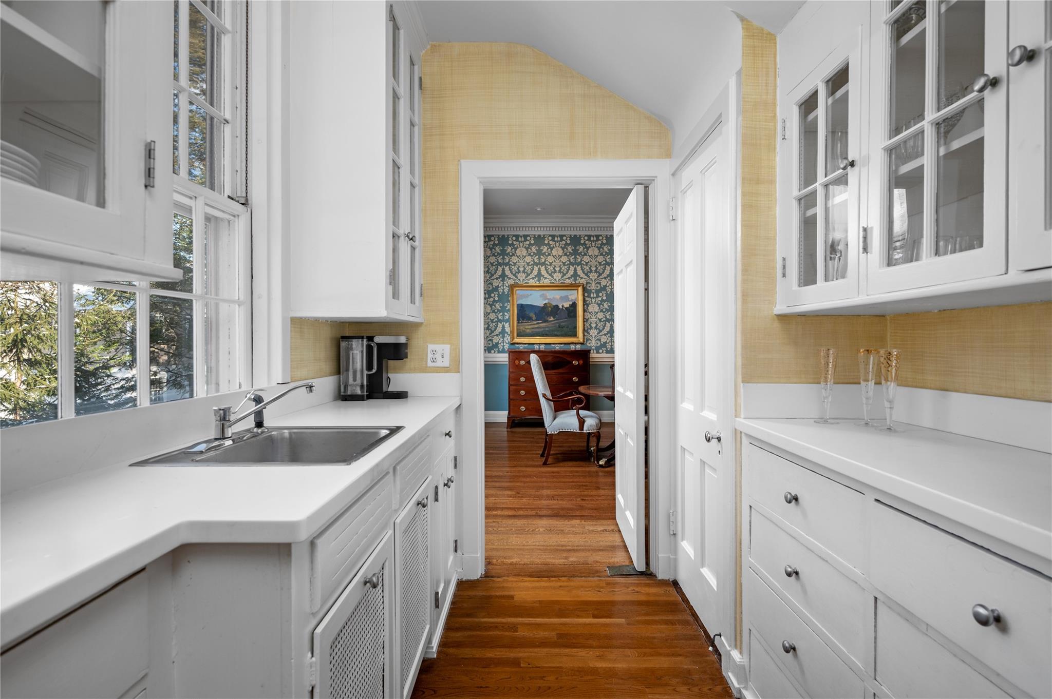 2 Sackett Circle, Larchmont, New York image 12