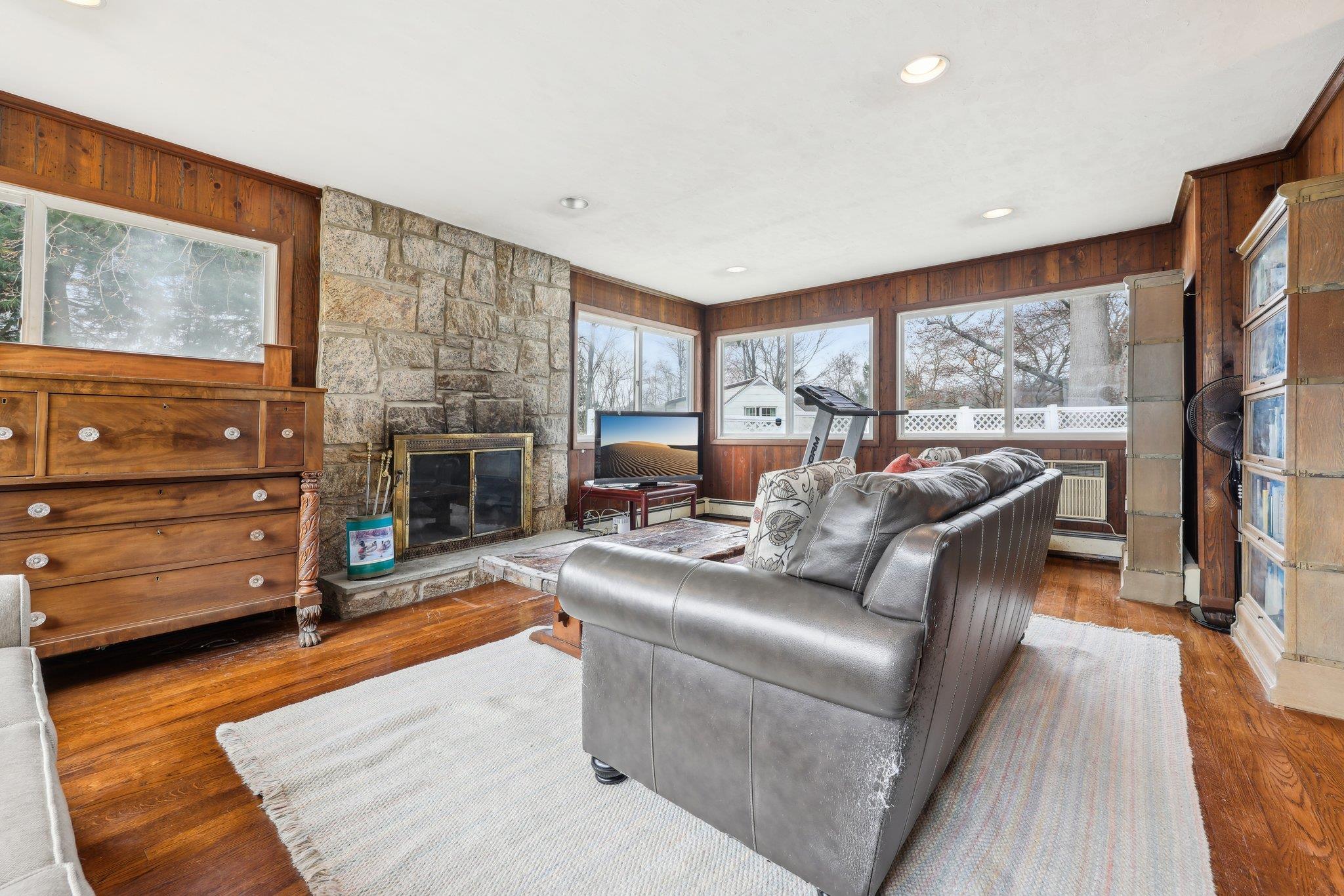 1 Lee Lane, Rye Brook, New York image 5