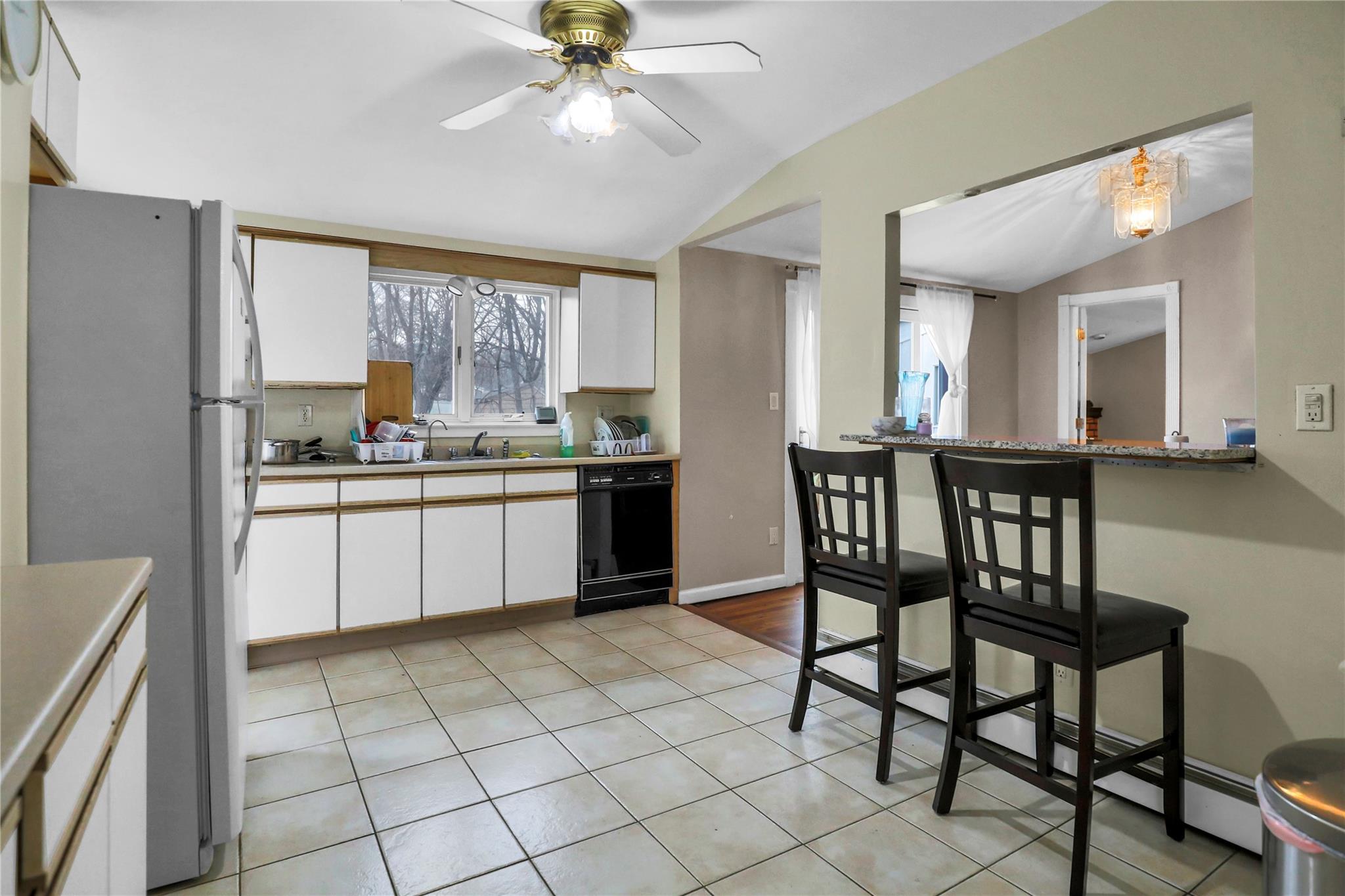 16 Fraternity Lane, Stony Brook, New York image 6
