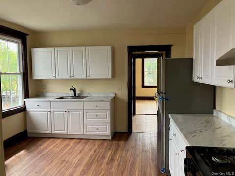 Multifamily For Rent - 226 Glen Cove Avenue #2ND FLOOR<br/> Glen Cove, NY 11542