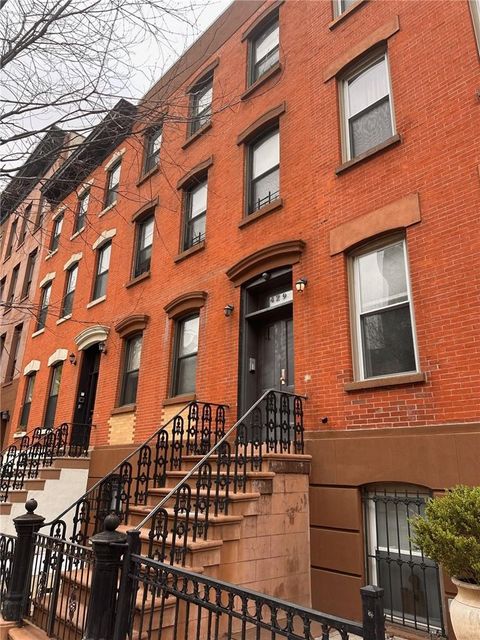 Multifamily For Sale - 429 E 118th Street<br/> New York (Manhattan), NY 10035