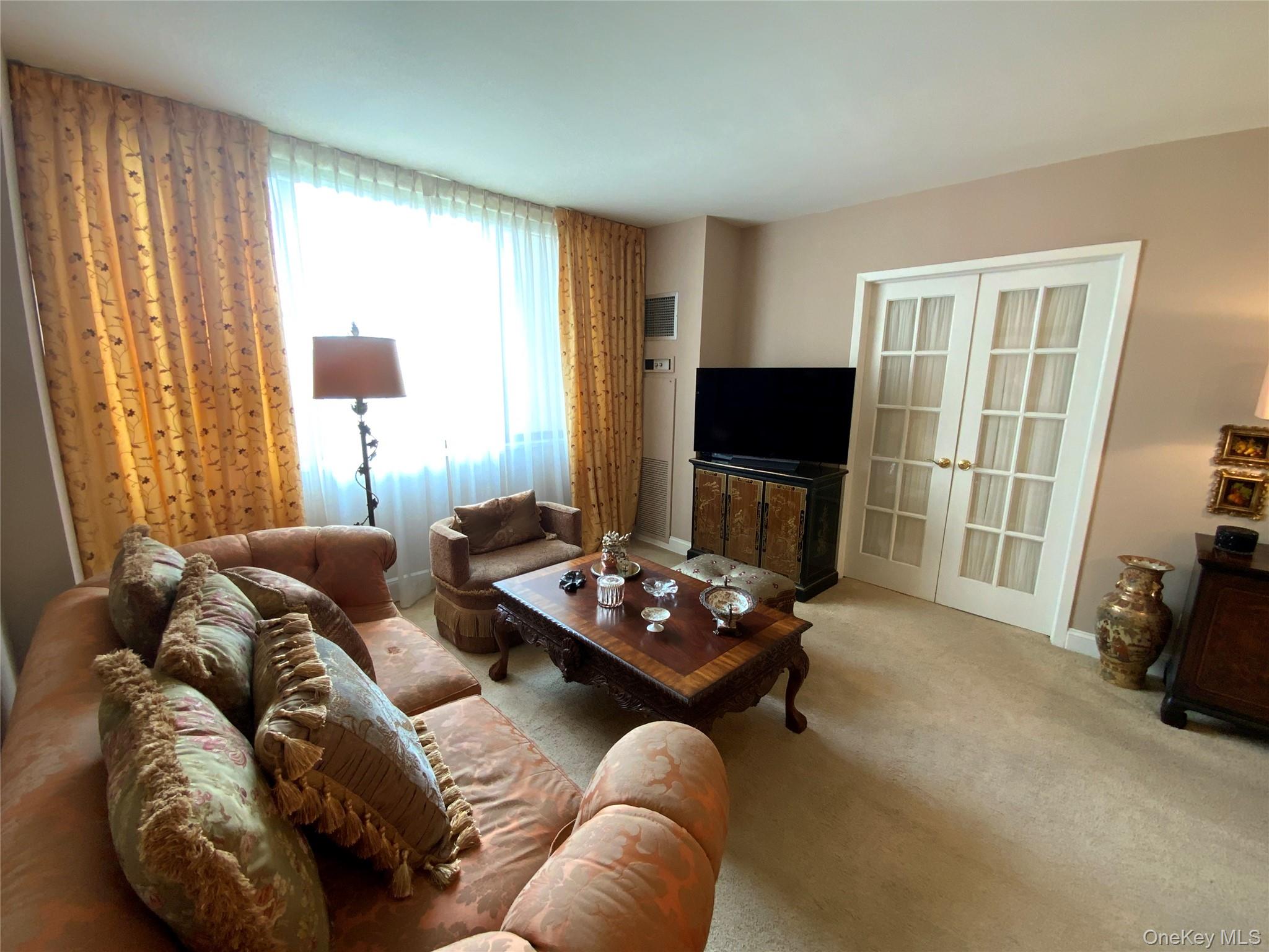 27110 Grand Central Parkway Parkway 15Z