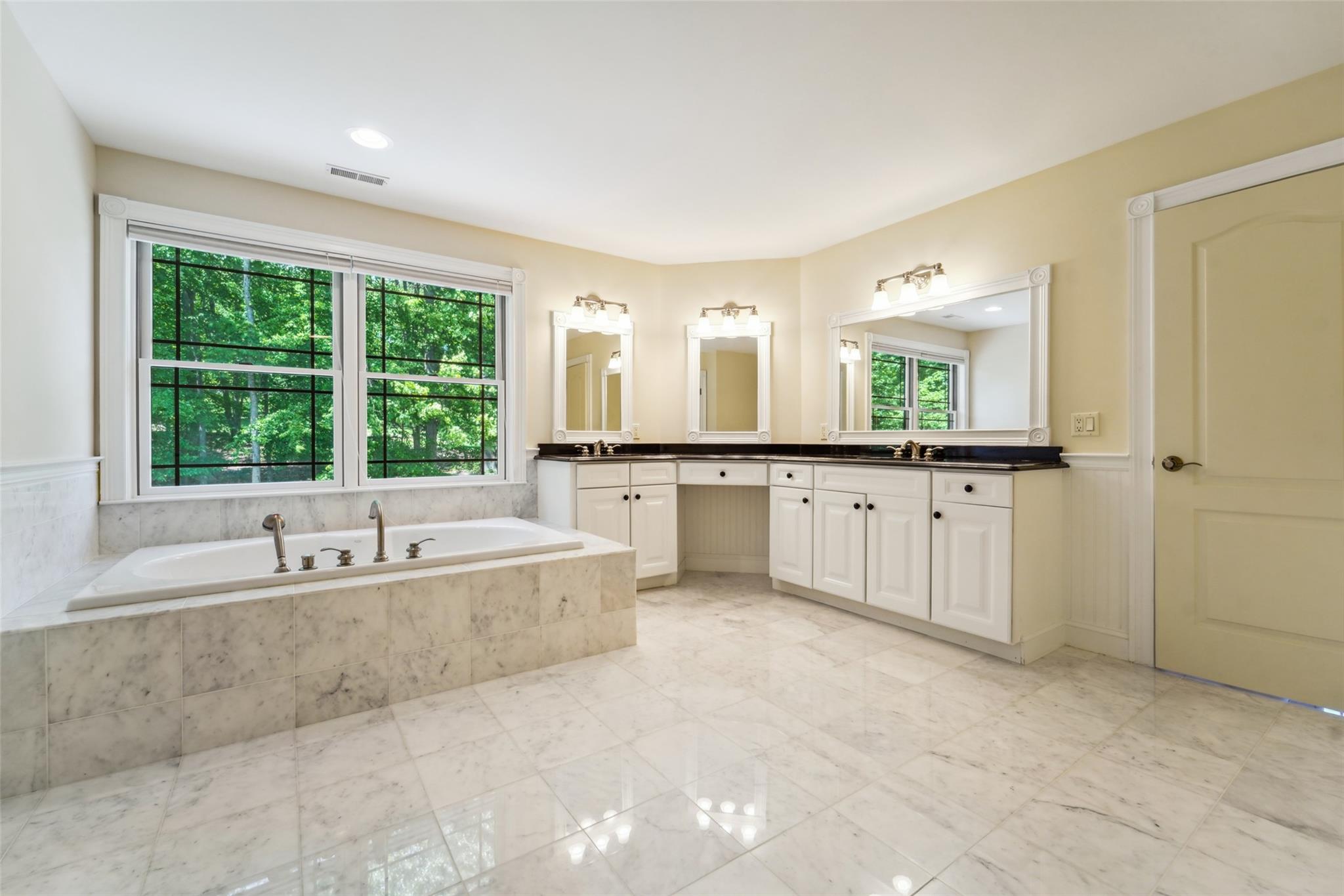 13 Montesi Drive, Highland Mills, New York image 27