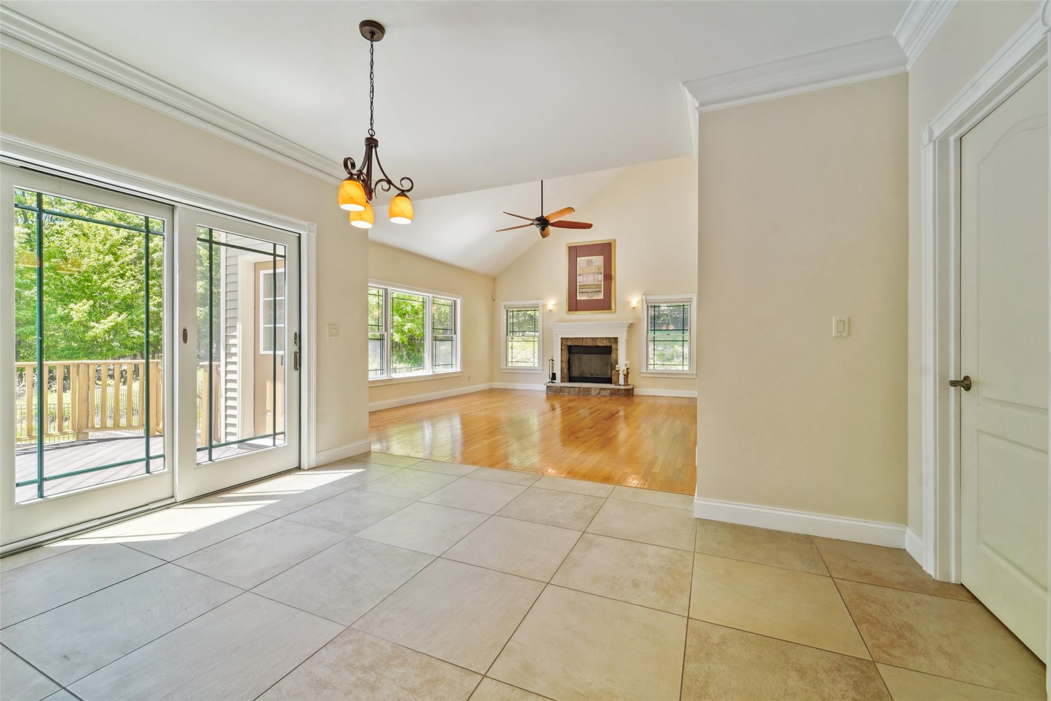 13 Montesi Drive, Highland Mills, New York image 5
