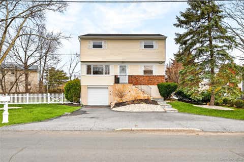 Homes For Sale - 959 Hartsdale Road<br/> White Plains, NY 10607