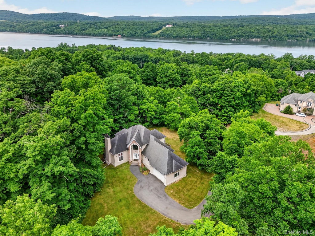 Photo of 21 Huyler Drive, Hyde Park, NY 12538 (MLS # 1053409)