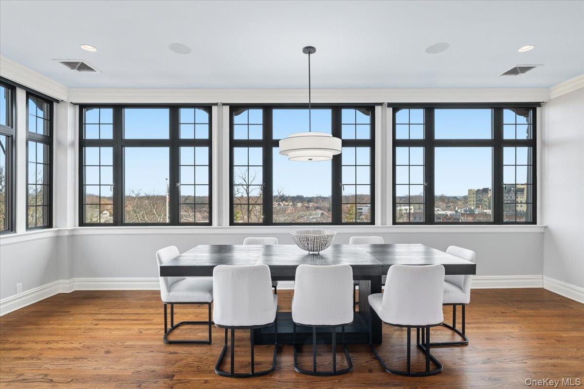 14 N Chatsworth Avenue 7H