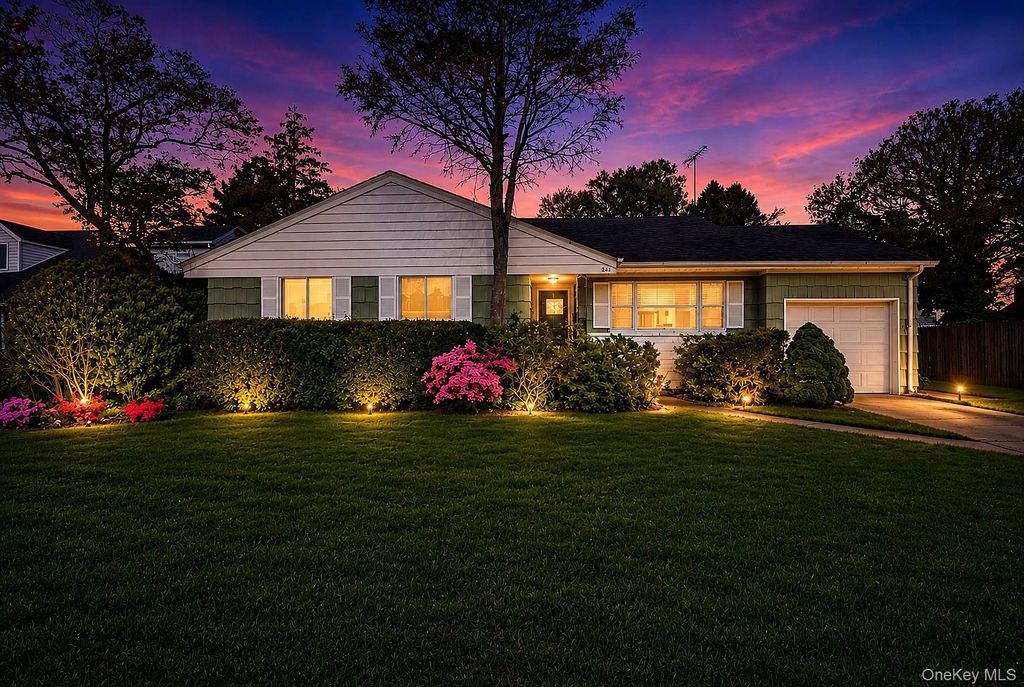Photo of 432 Maryland Avenue, Freeport, NY 11520 (MLS # 995117)