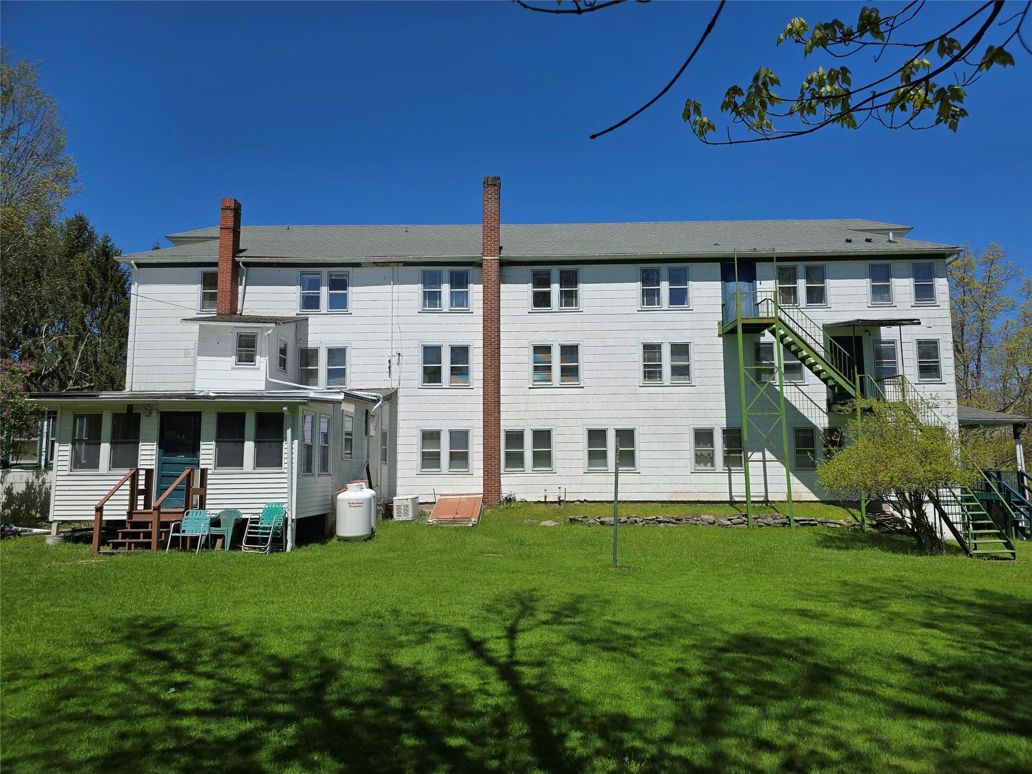 24 Washington Lake Road