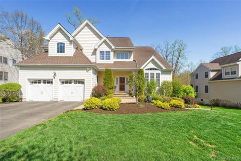 Homes For Sale - 70 Travis Road<br/> Westchester County, Baldwin Place, NY 10505