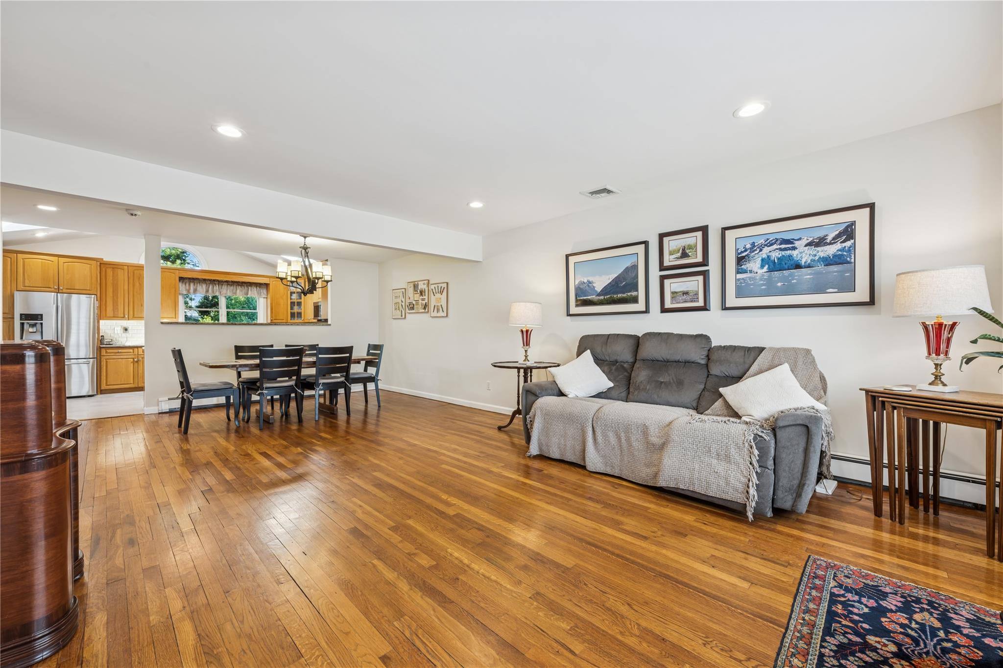 3865 New York Avenue, Seaford, New York image 2