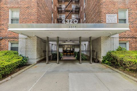 Photo of 4320 Van Cortlandt Park E #3S, Bronx, NY 10470 (MLS # 919045)