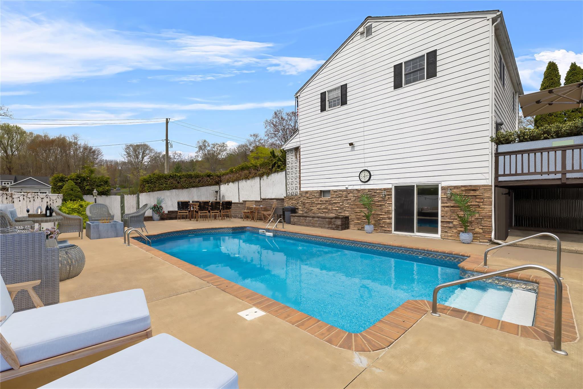 216 Maple Avenue, Monroe, New York image 2
