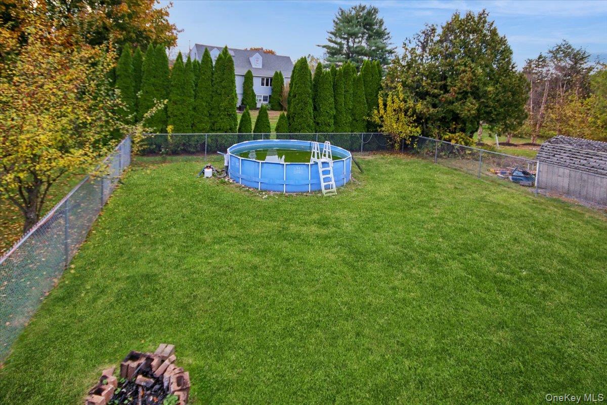 Marlboro, New York 12542, United States, 3 Bedrooms Bedrooms, ,2 BathroomsBathrooms,Residential,Active,237483