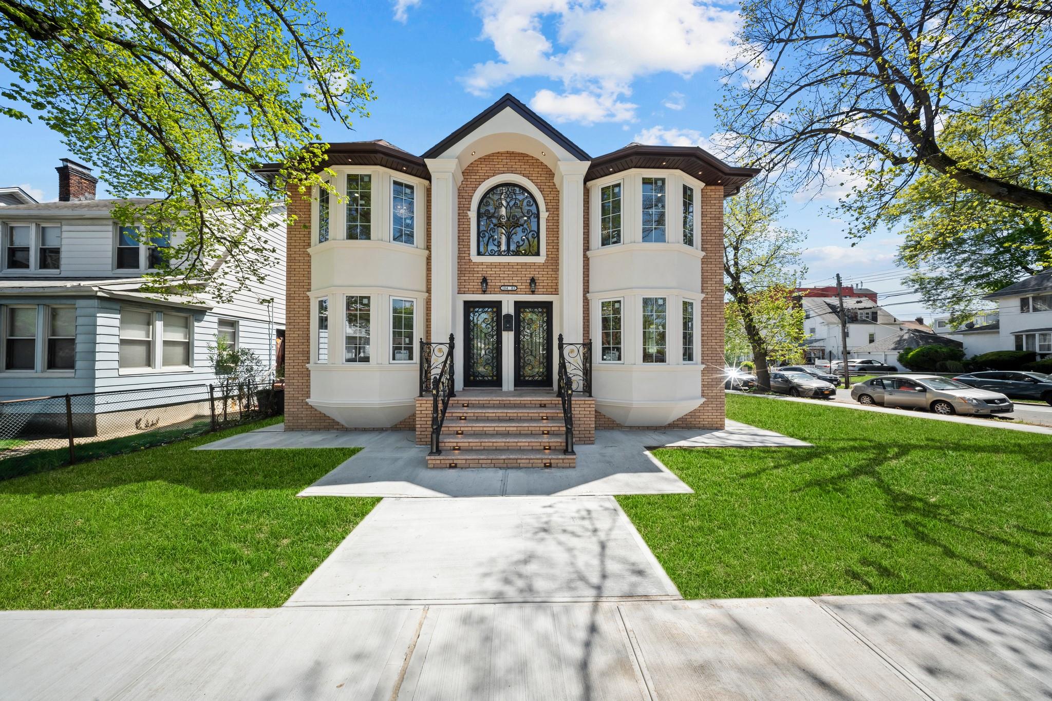 Property for Sale at 196  St St, Hollis, Queens, NY - Bedrooms: 10 
Bathrooms: 7  - $1,799,999