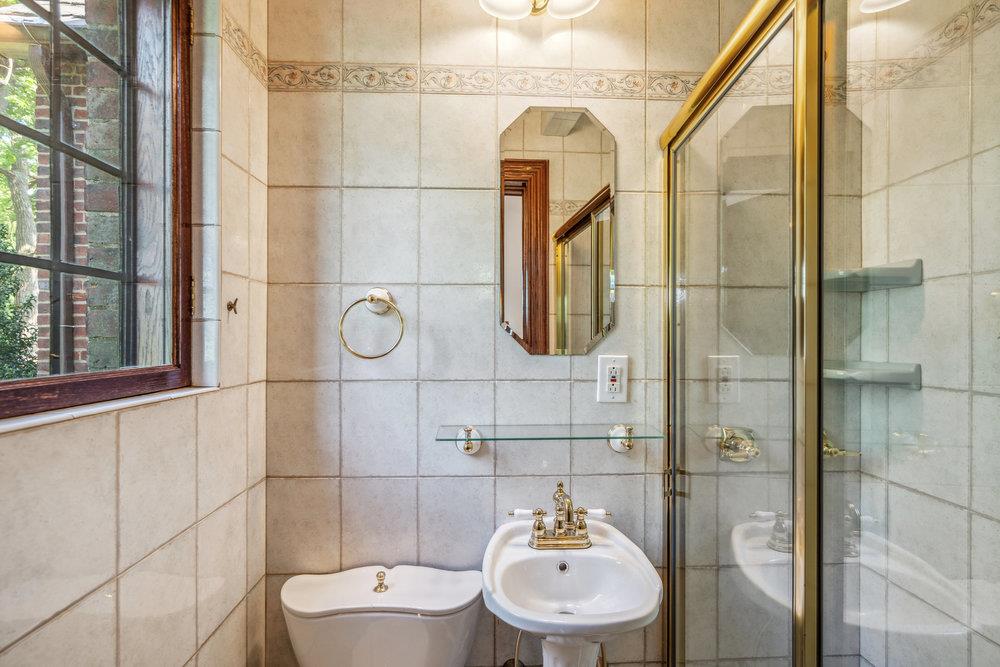 38 Country Club Drive, Port Washington, New York image 29