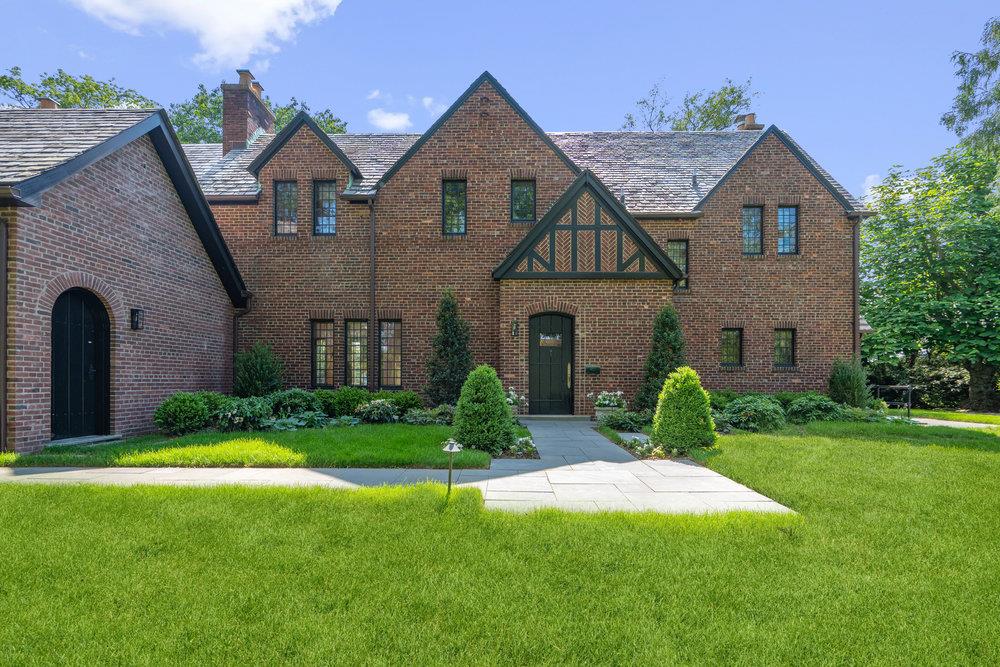 38 Country Club Drive, Port Washington, New York image 50