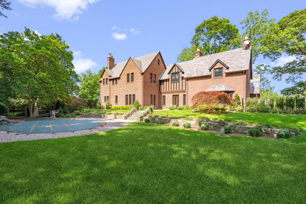 38 Country Club Drive, Port Washington, New York image 47